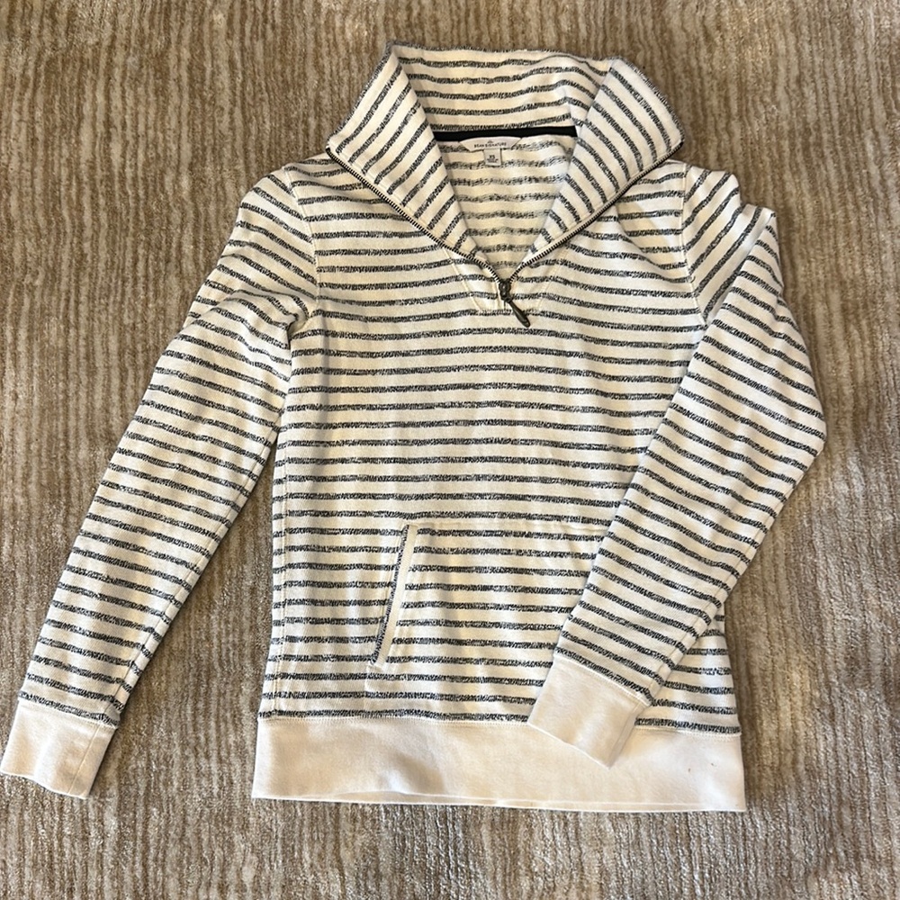Women’s pullover